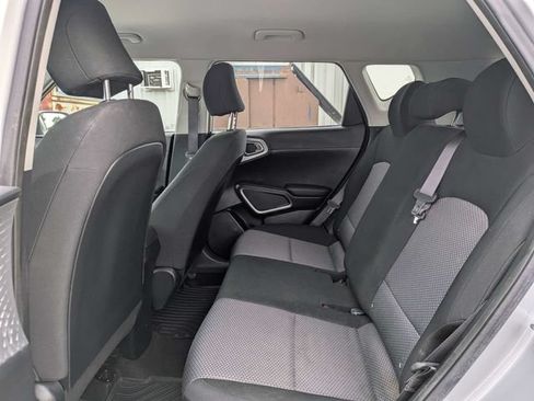 Used 2021 Kia Soul LX FWD image 9