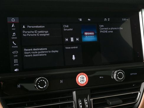 Certified 2025 Porsche Macan AWD image 14