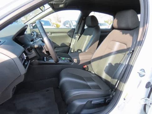 Certified 2024 Honda Civic Sport image 13
