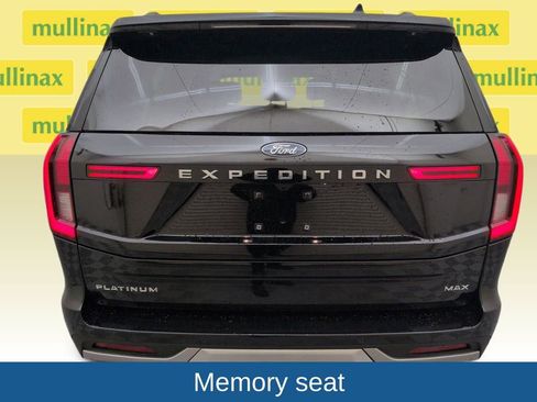 Used 2025 Ford Expedition Max Platinum image 34