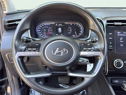 Used 2022 Hyundai Tucson SE FWD image 16