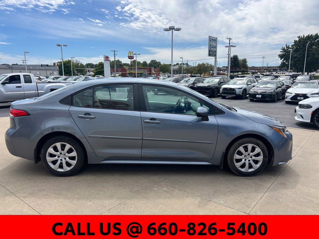 Used 2024 Toyota Corolla LE FWD image 4