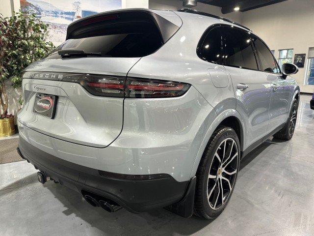 Used 2021 Porsche Cayenne AWD/4WD image 33