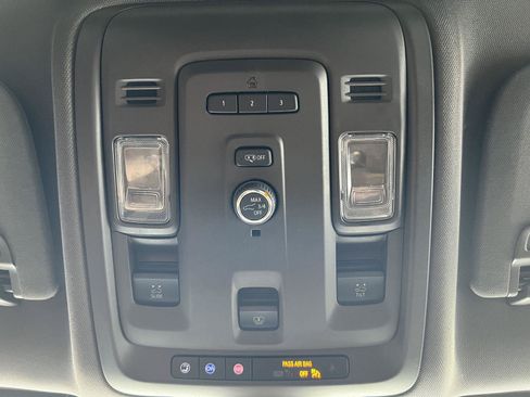 Used 2022 Chevrolet Tahoe LT AWD/4WD image 50