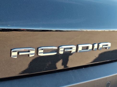 Certified 2023 GMC Acadia SLE w/ Driver Convenience Package image 32