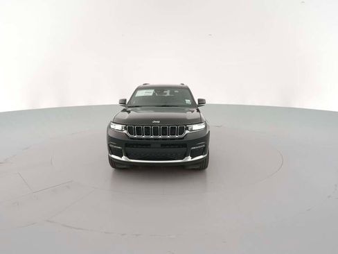 New 2025 Jeep Grand Cherokee L Limited image 2