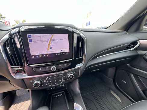 Certified 2023 Chevrolet Traverse Premier w/ LPO, Floor Liner Package image 21