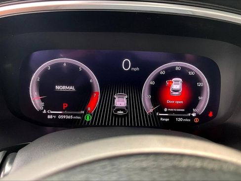 Used 2022 Acura MDX A-Spec image 30