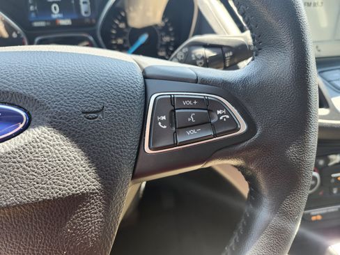 Used 2019 Ford Escape SEL AWD/4WD image 13