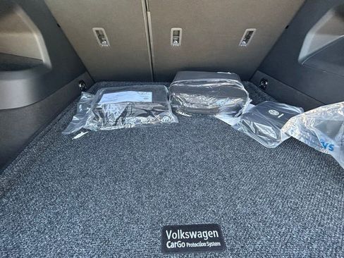 New 2026 Volkswagen Tiguan SE R-Line image 42