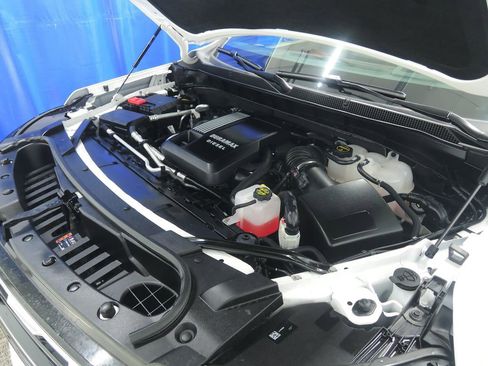 Used 2025 Chevrolet Tahoe High Country image 43