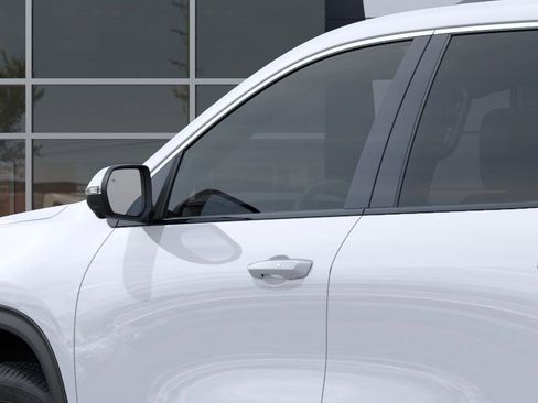 Used 2026 GMC Acadia Elevation w/ Elevation Premium Package image 12