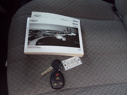Used 2014 Chevrolet Express 1500 AWD image 28