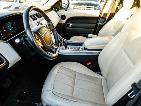 Used 2019 Land Rover Range Rover Sport HSE image 5