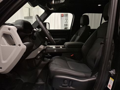 Certified 2025 Land Rover Defender 110 S image 13