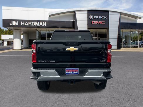 Certified 2024 Chevrolet Silverado 2500 LTZ w/ LTZ Convenience Package image 6