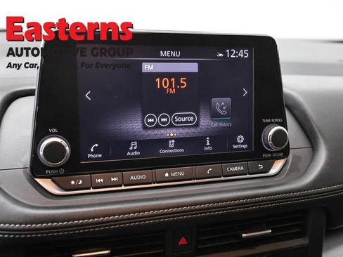 Used 2024 Nissan Rogue SV AWD/4WD image 18