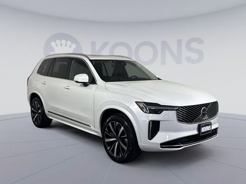 Used 2025 Volvo XC90 B6 Core w/ Climate Package AWD/4WD image 10