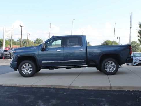 New 2026 Chevrolet Silverado 2500 High Country AWD/4WD image 6