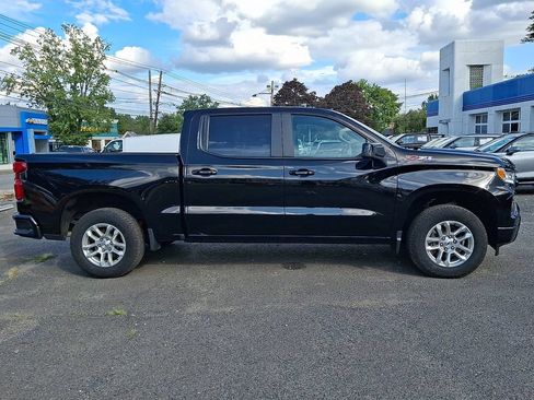 Used 2024 Chevrolet Silverado 1500 RST w/ Convenience Package II AWD/4WD image 9