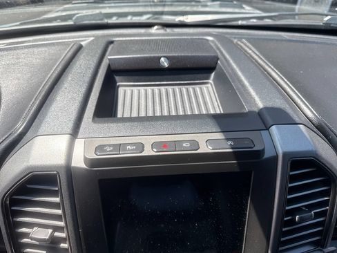 Used 2018 Ford F150 Raptor w/ Equipment Group 802A Luxury AWD/4WD image 18