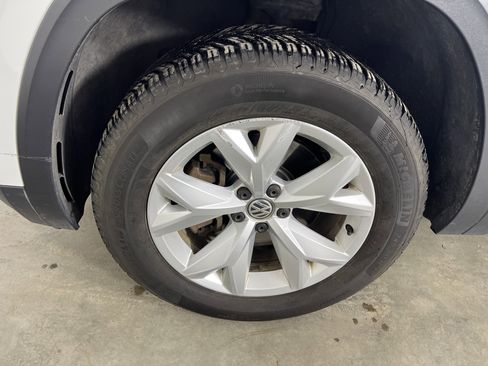 Used 2018 Volkswagen Atlas SE image 24