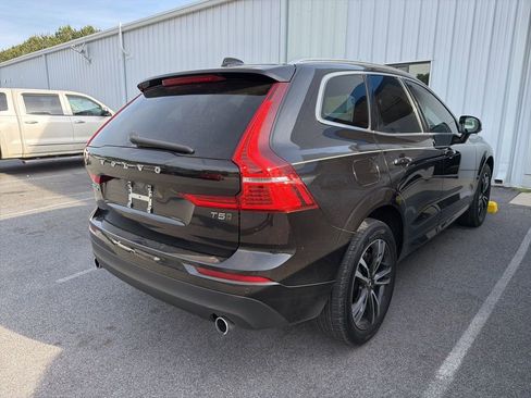 Used 2020 Volvo XC60 T5 Momentum image 14