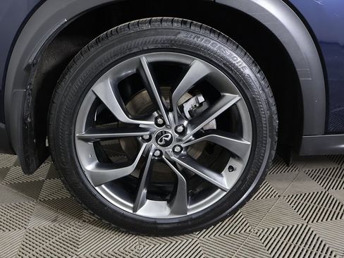 Used 2019 INFINITI QX50 Essential w/ Sensory Package image 25