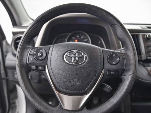 Used 2014 Toyota RAV4 XLE image 17