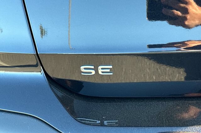 Certified 2022 Volkswagen Taos SE AWD/4WD image 26