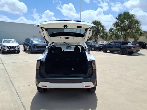 Used 2026 Nissan Kicks SV FWD image 21