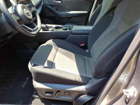 Used 2023 Nissan Rogue SV AWD/4WD image 10