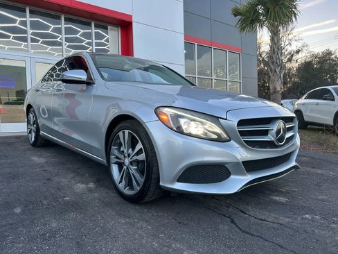 Used 2016 Mercedes-Benz C 300 Sedan image 3