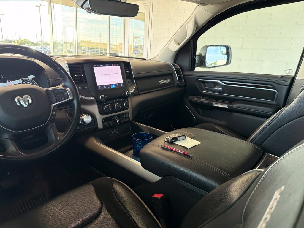 Used 2022 RAM 1500 Laramie AWD/4WD image 5