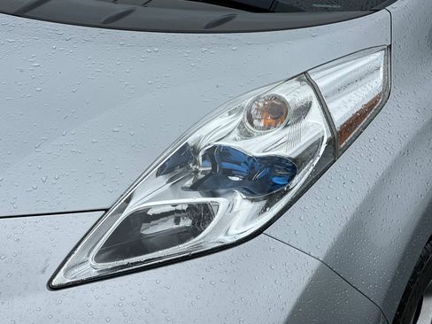 Used 2013 Nissan Leaf SV w/ LED & Quick Charge Pkg image 52