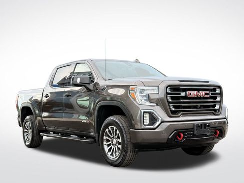 Used 2019 GMC Sierra 1500 AT4 w/ AT4 Premium Package image 3
