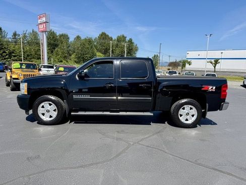 Used 2013 Chevrolet Silverado 1500 LTZ AWD/4WD image 7