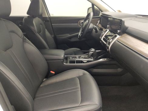 Used 2023 Kia Sorento EX w/ Panoramic Sunroof Package FWD image 21