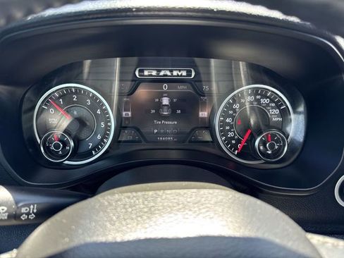 Used 2020 RAM 1500 Big Horn AWD/4WD image 11