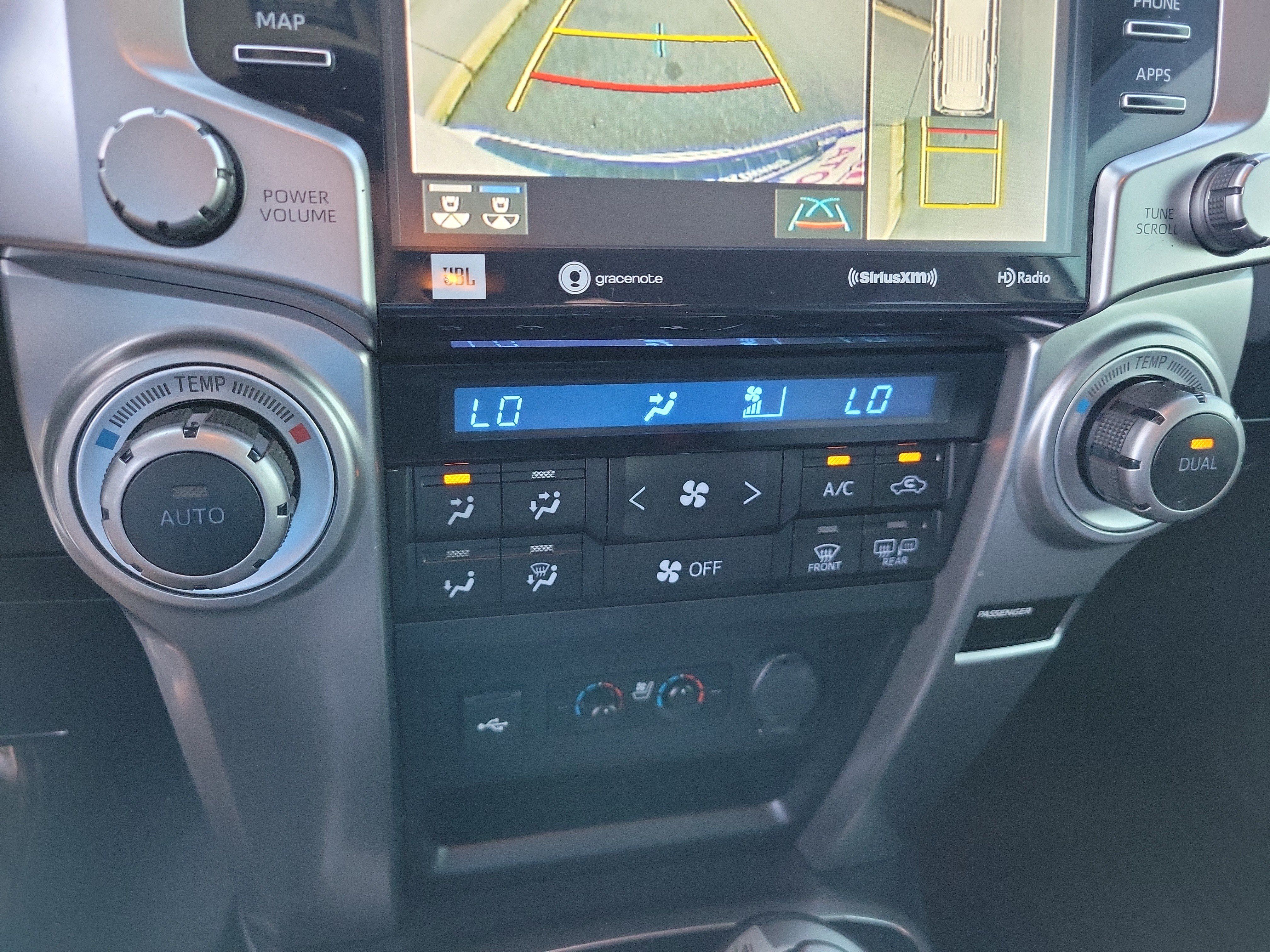 Used 2022 Toyota 4Runner Limited AWD/4WD image 17