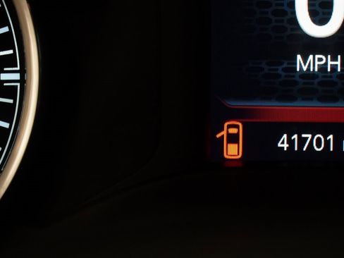 Used 2021 RAM 1500 Big Horn image 6