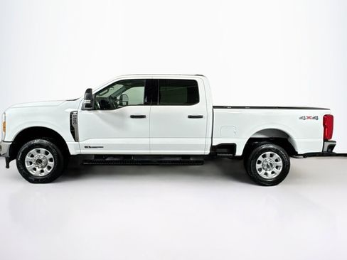 Used 2024 Ford F250 XLT image 8