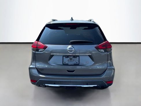 Used 2019 Nissan Rogue SV AWD/4WD image 4