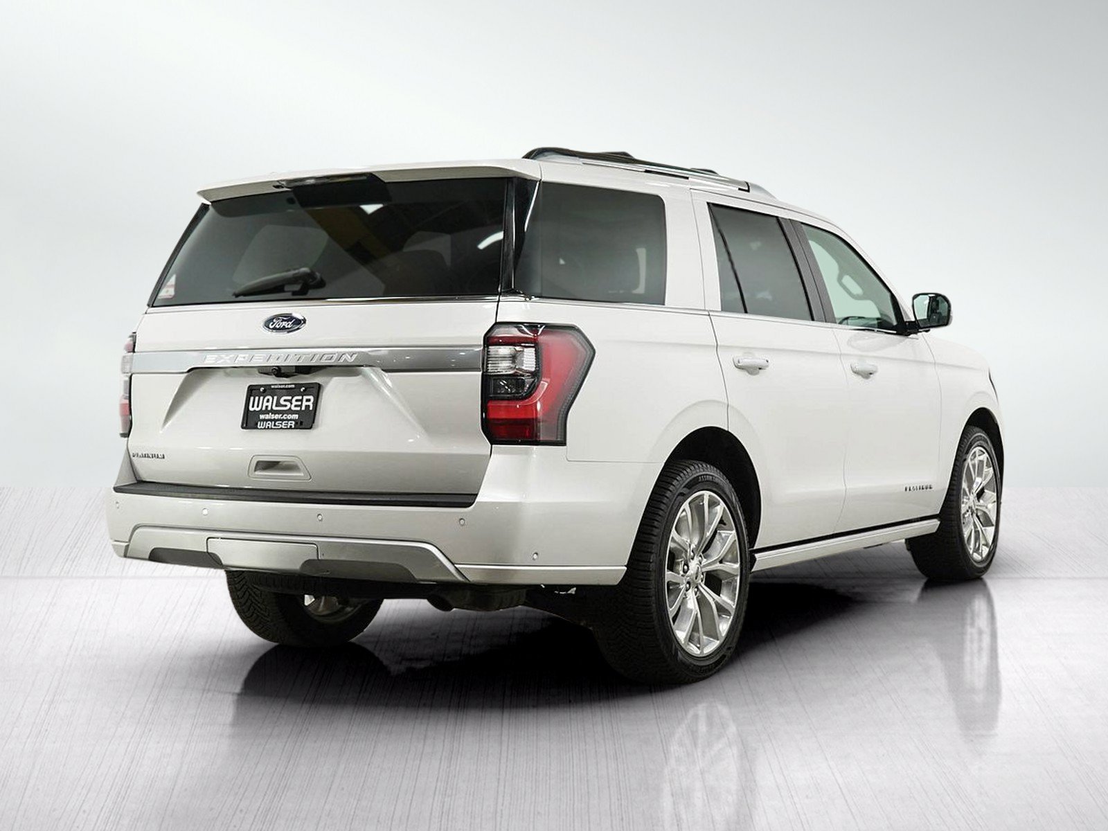 Used 2019 Ford Expedition Platinum AWD/4WD image 5