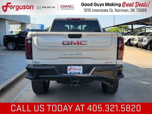 New 2026 GMC Sierra 2500 AT4X AWD/4WD image 4