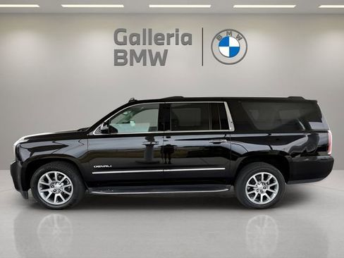 Used 2019 GMC Yukon XL Denali image 9