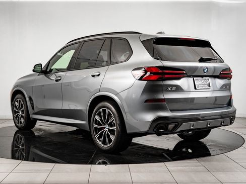 New 2026 BMW X5 xDrive40i w/ M Sport Package image 10