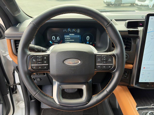 Used 2024 Ford Expedition Max Platinum AWD/4WD image 15