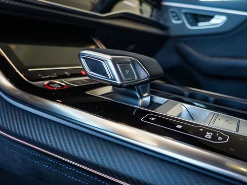 New 2026 Audi RS Q8 performance image 25