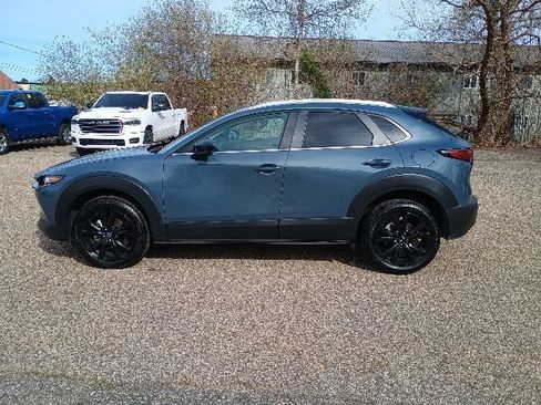 Used 2024 MAZDA CX-30 AWD 2.5 S w/ Preferred Package image 2